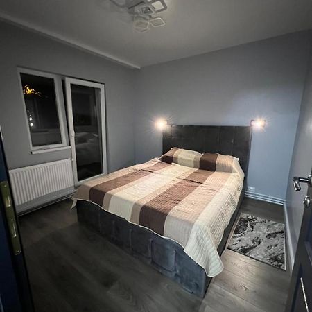 Ferienwohnung The Urban Hub 2 Iasi Exterior foto
